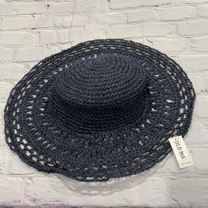 Women’s Straw Beach Hat - NWT